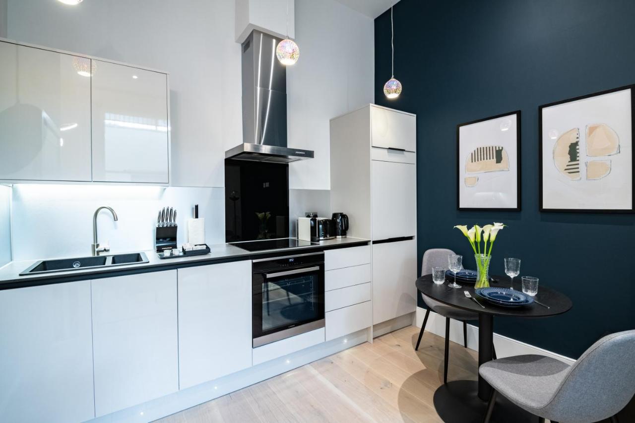 לונדון Queensberry Place By Stayo מראה חיצוני תמונה