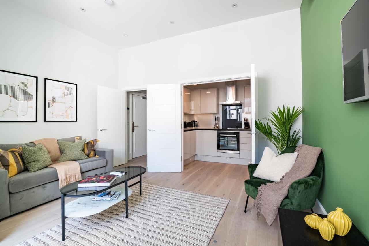 לונדון Queensberry Place By Stayo מראה חיצוני תמונה