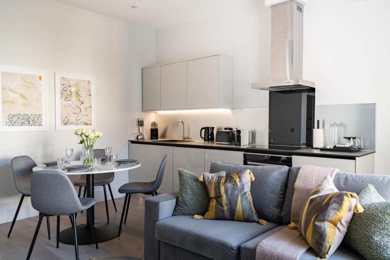 לונדון Queensberry Place By Stayo מראה חיצוני תמונה