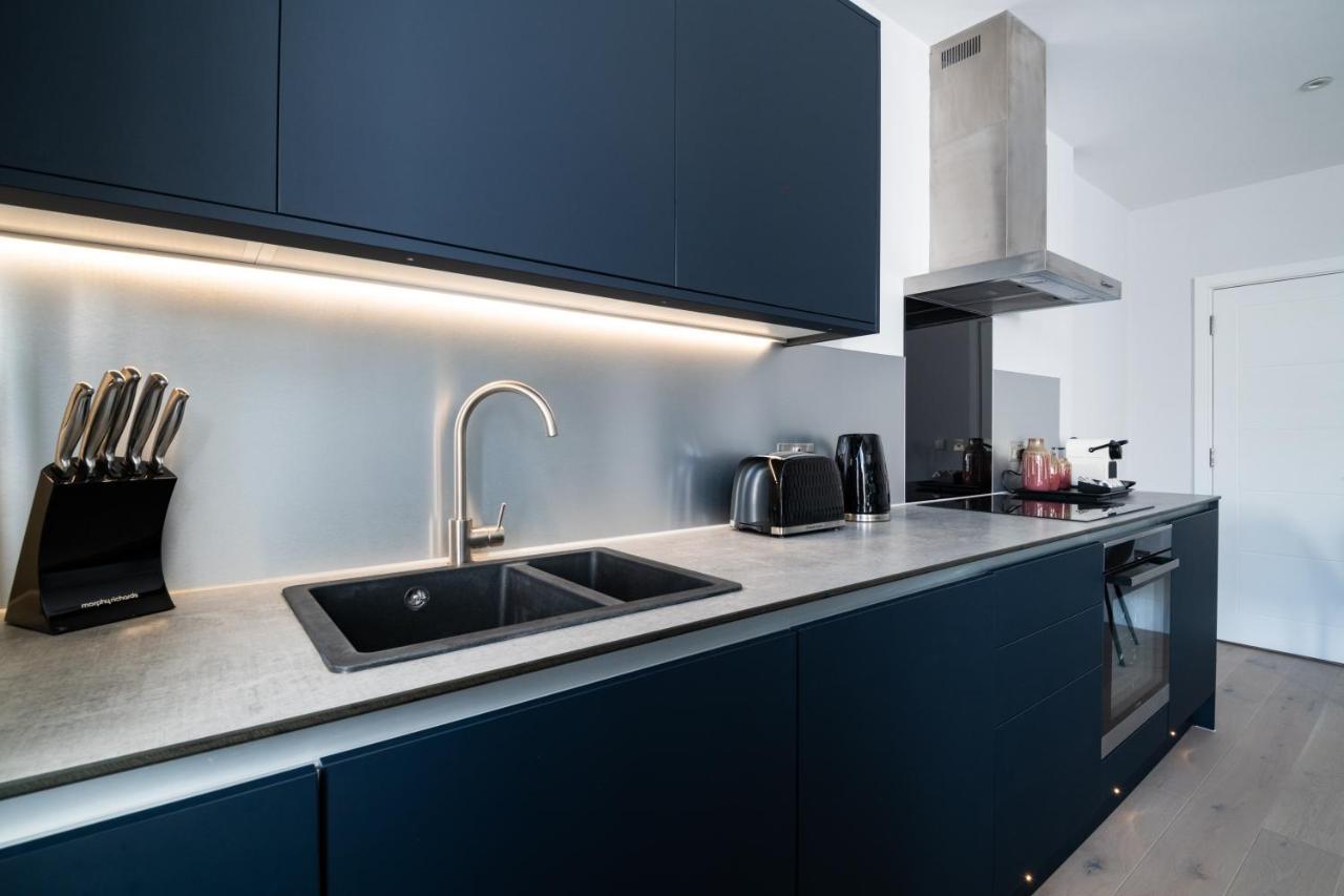 לונדון Queensberry Place By Stayo מראה חיצוני תמונה