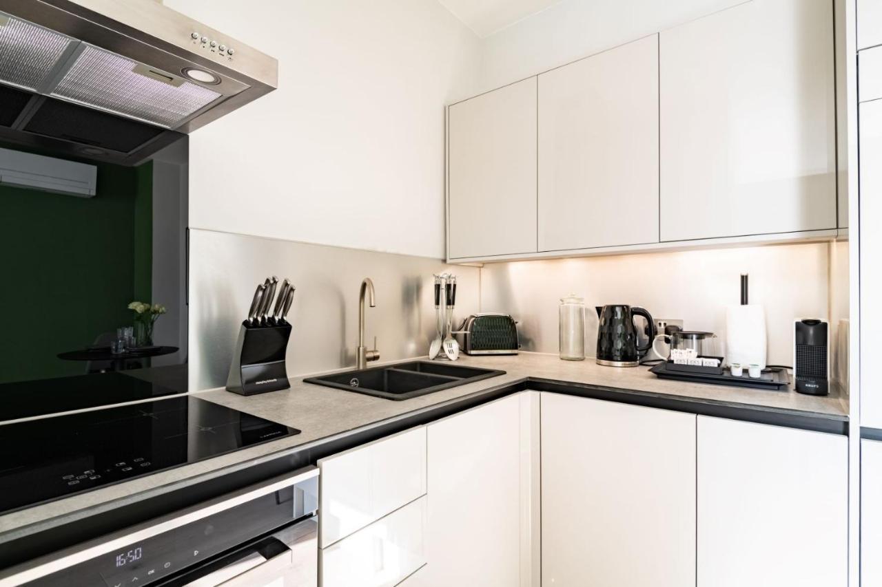 לונדון Queensberry Place By Stayo מראה חיצוני תמונה