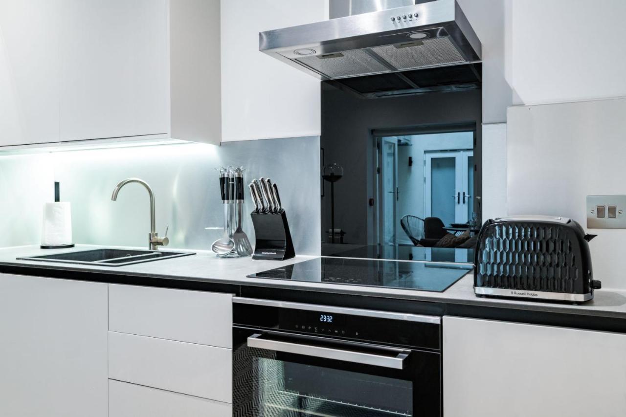 לונדון Queensberry Place By Stayo מראה חיצוני תמונה